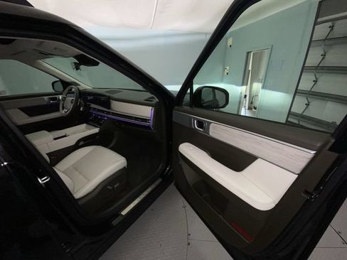 Used 2025 Hyundai Santa Fe Calligraphy AWD/4WD image 26