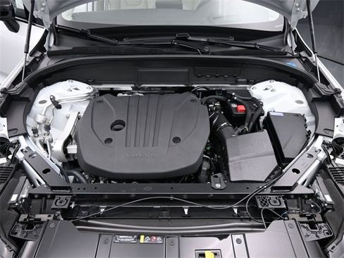 New 2026 Volvo XC60 B5 Ultra w/ Protection Package Premier image 37