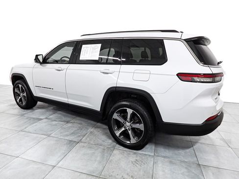 Used 2023 Jeep Grand Cherokee L Limited AWD/4WD image 5