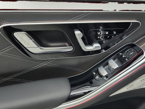 New 2026 Mercedes-Benz Maybach S 680 4MATIC image 19