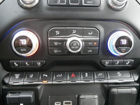 Certified 2022 GMC Sierra 2500 Denali image 22