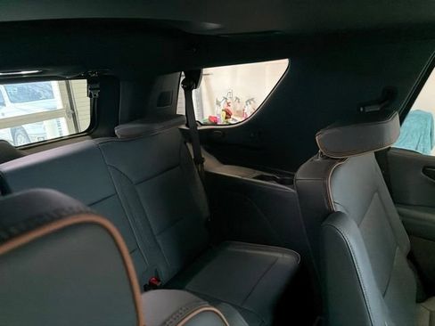 Used 2026 GMC Yukon AT4 w/ LPO, Floor Liner Package AWD/4WD image 47