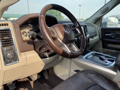 Used 2016 RAM 3500 Laramie Longhorn AWD/4WD image 11