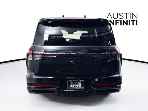 New 2026 INFINITI QX80 Autograph w/ Premium Cargo Package image 8