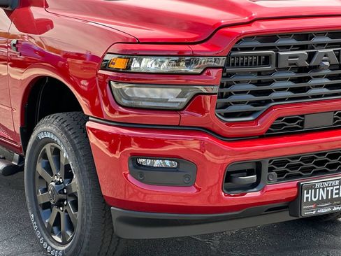 New 2026 RAM 2500 Tradesman AWD/4WD image 9