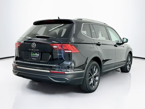 Used 2022 Volkswagen Tiguan SE AWD/4WD image 9