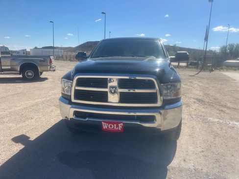Used 2012 RAM 2500 ST w/ Chrome Appearance Group AWD/4WD image 2