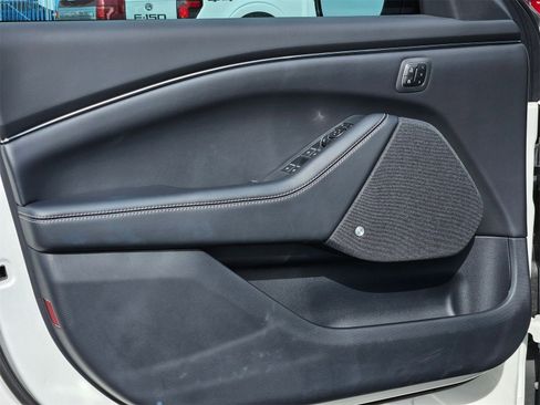 New 2025 Ford Mustang Mach-E Premium image 11
