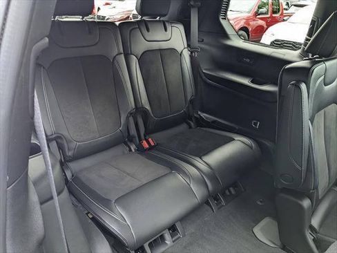 Used 2023 Jeep Grand Cherokee L Laredo AWD/4WD image 20