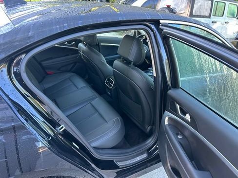 Used 2026 Genesis G70 2.5T RWD image 8