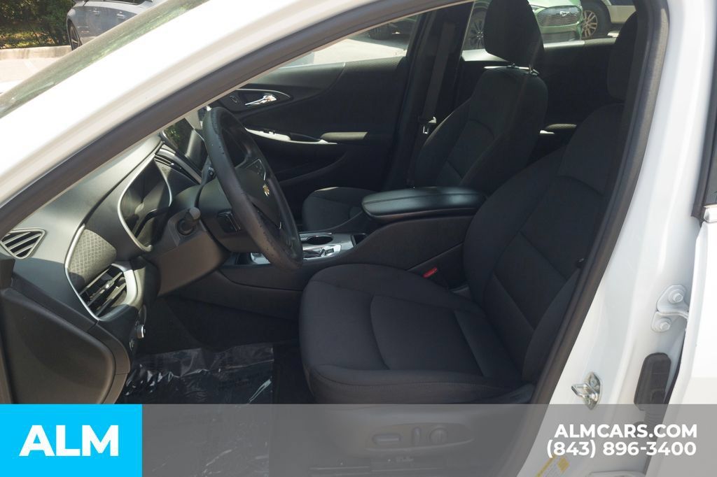 Used 2024 Chevrolet Malibu LT FWD image 15