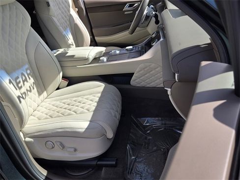Certified 2024 Genesis GV80 3.5T Prestige Signature image 15