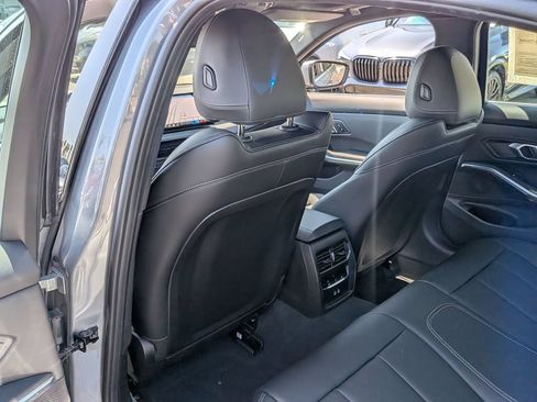 Used 2025 BMW 330i xDrive Sedan AWD/4WD image 32