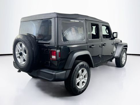 Used 2022 Jeep Wrangler Unlimited Sport AWD/4WD image 5