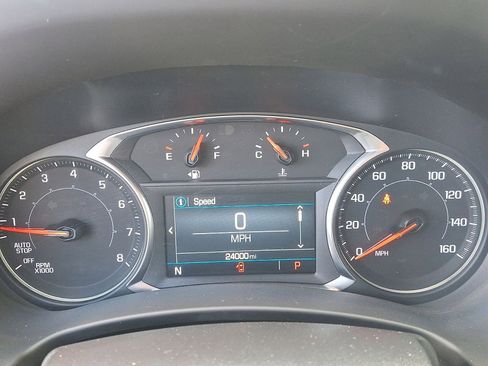 Certified 2023 GMC Terrain SLE w/ Driver Convenience Package image 12