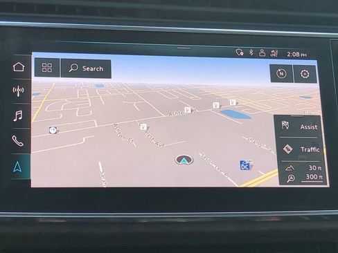 Used 2019 Audi Q8 Premium Plus w/ Premium Plus image 22