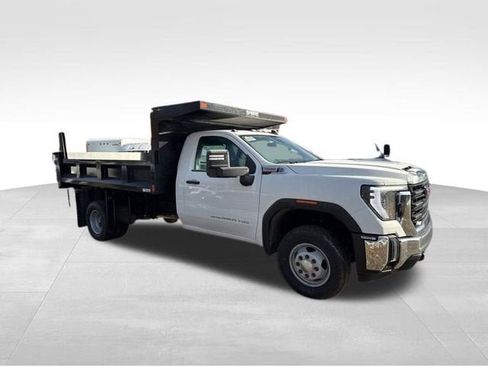 New 2026 GMC Sierra 3500 Pro w/ Snow Plow Prep Package AWD/4WD image 3