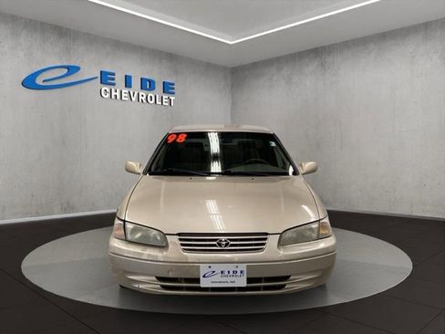 Used 1998 Toyota Camry LE FWD image 9