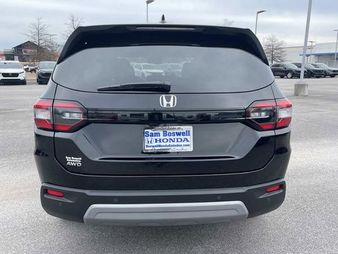 Used 2025 Honda Pilot EX-L image 4