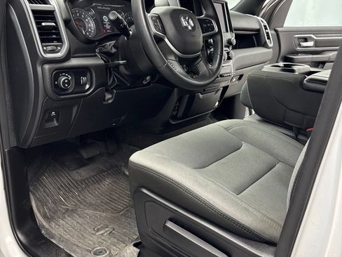Used 2024 RAM 1500 Big Horn AWD/4WD image 11