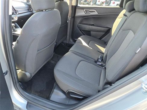 Used 2024 Kia Sportage LX image 20