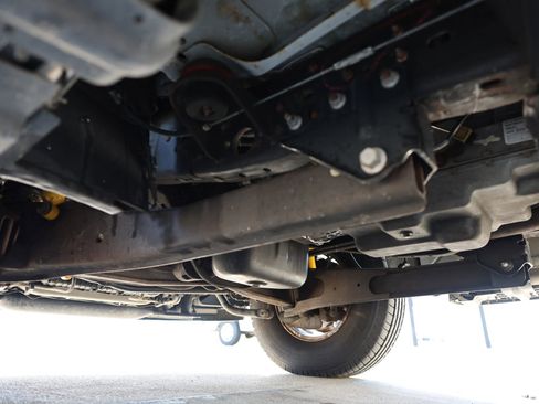 Used 2005 Ford Excursion Eddie Bauer image 26