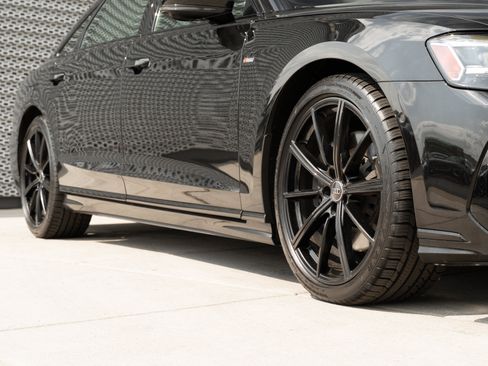 Certified 2022 Audi A8 L 3.0T AWD/4WD image 33