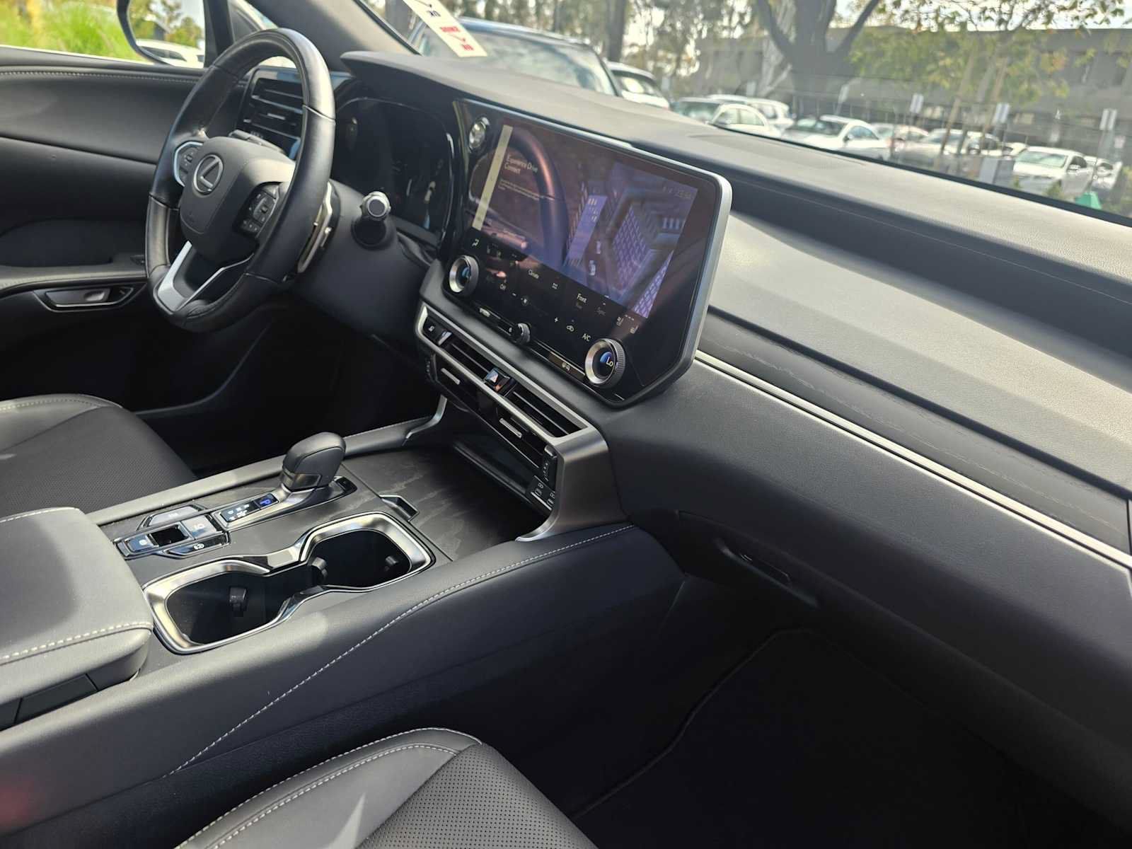 Used 2025 Lexus RX 350 Premium FWD image 11