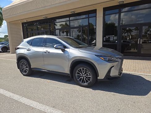Certified 2025 Lexus NX 250 FWD w/ Premium Package image 5