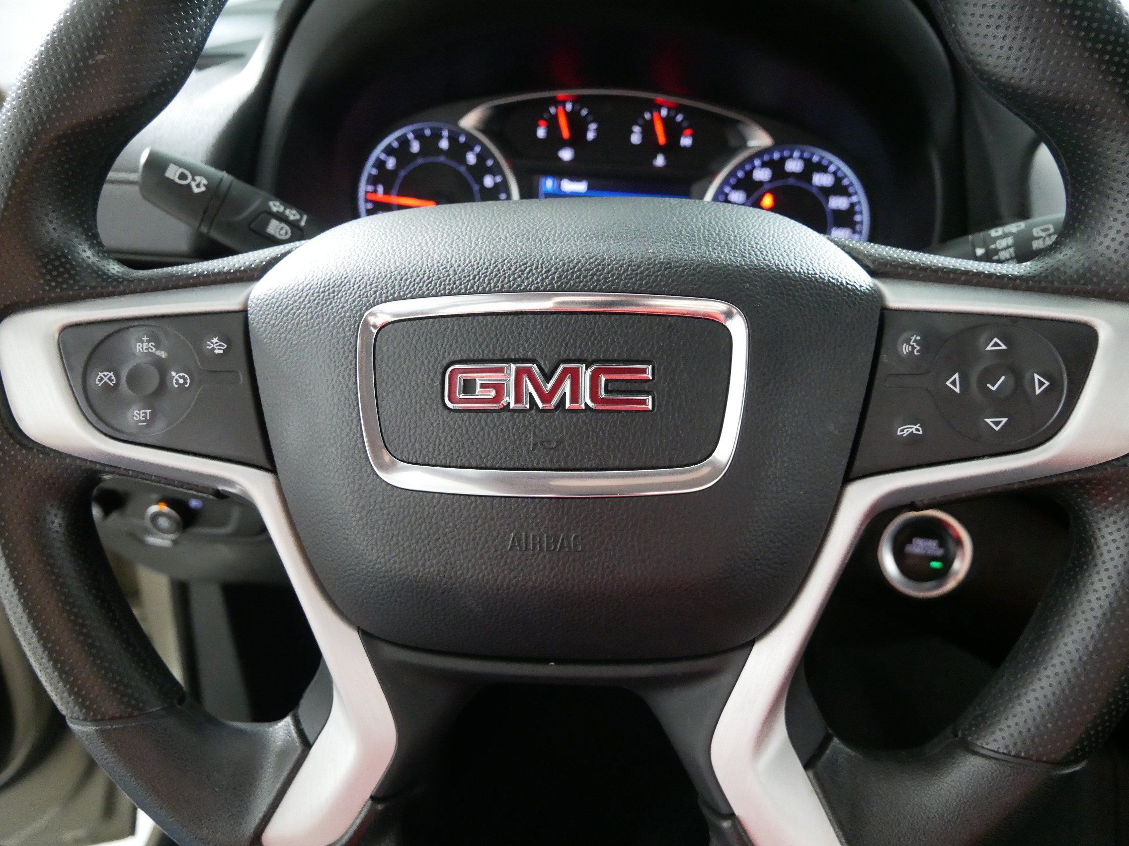 Used 2023 GMC Terrain SLE w/ Driver Convenience Package AWD/4WD image 25
