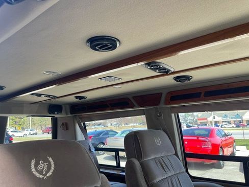 Used 1999 GMC Savana 1500 image 42