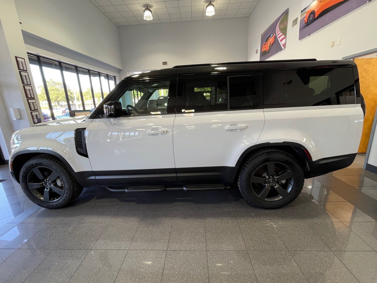 Used 2025 Land Rover Defender 130 S AWD/4WD image 2