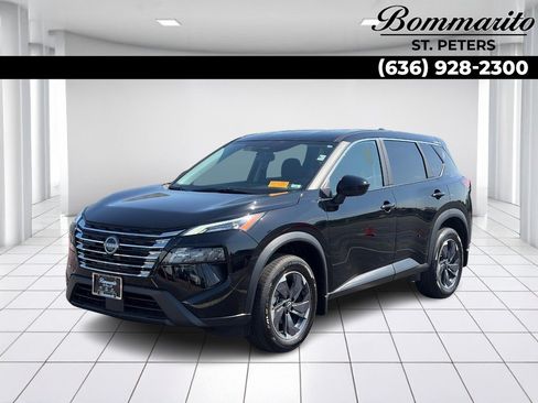 Used 2025 Nissan Rogue SV FWD image 1