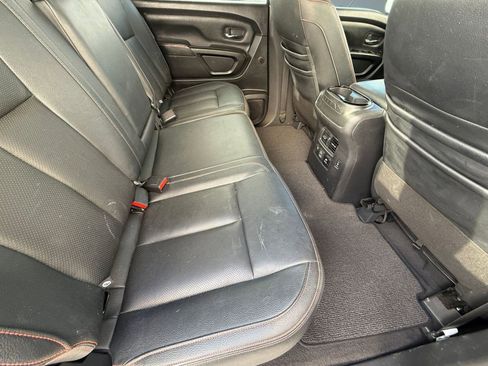 Used 2021 Nissan Titan PRO-4X w/ Pro-4x Convenience Package image 32