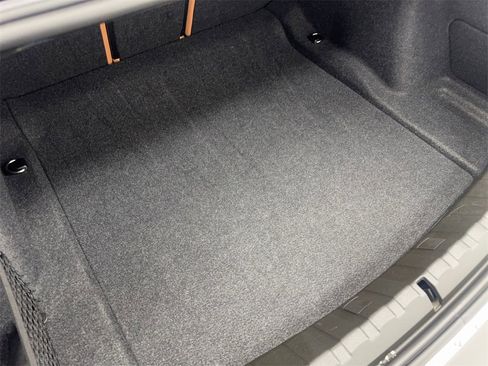 Used 2025 BMW 230i Coupe w/ M Sport Package image 76