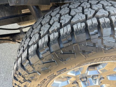 Used 2024 RAM 2500 Laramie w/ Safety Group image 11