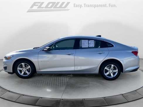 Used 2022 Chevrolet Malibu LS image 5
