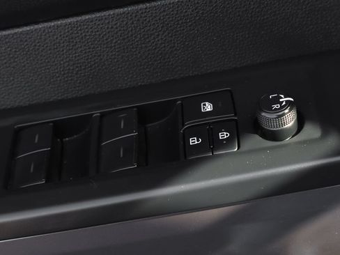 Used 2023 Toyota Tundra SR5 AWD/4WD image 18