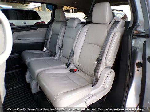 Used 2018 Honda Odyssey EX-L image 17