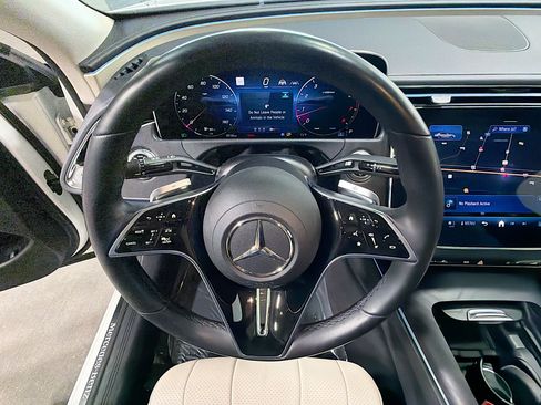 Used 2024 Mercedes-Benz E 350 4MATIC Sedan w/ Driver Assistance Package image 42