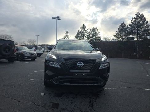Certified 2023 Nissan Rogue SV w/ SV Premium B Package image 2