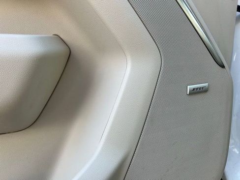 Used 2021 GMC Yukon Denali w/ Denali Premium Package image 34