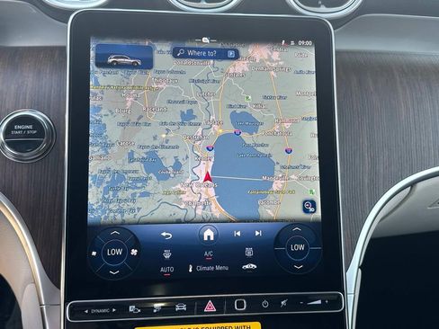 New 2026 Mercedes-Benz GLC 350e 4MATIC image 11