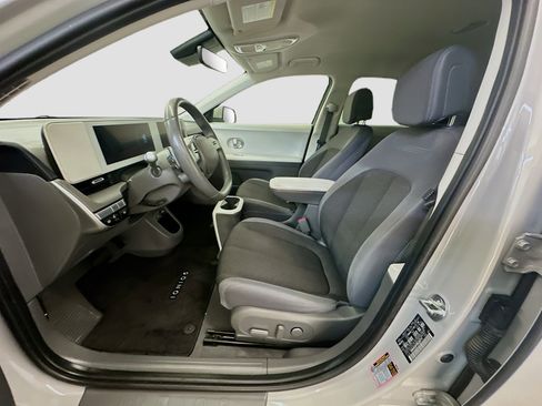 Used 2024 Hyundai Ioniq 5 SEL image 13
