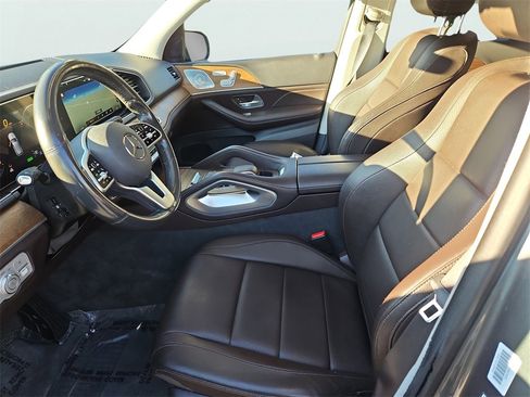 Used 2020 Mercedes-Benz GLE 450 4MATIC w/ Premium Package image 37