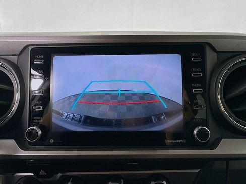 Used 2020 Toyota Tacoma SR5 image 13
