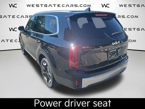 Used 2025 Kia Telluride S FWD image 13