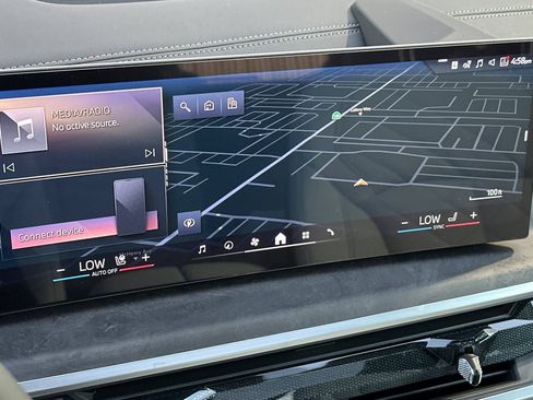 New 2026 BMW X5 xDrive40i w/ M Sport Package image 16