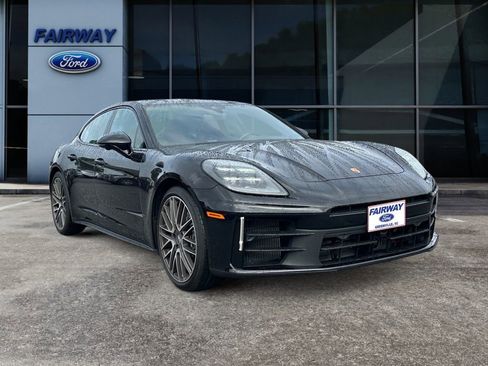 Used 2024 Porsche Panamera 4 AWD/4WD image 2