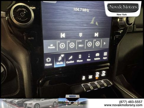 Used 2023 RAM 1500 Laramie AWD/4WD image 22